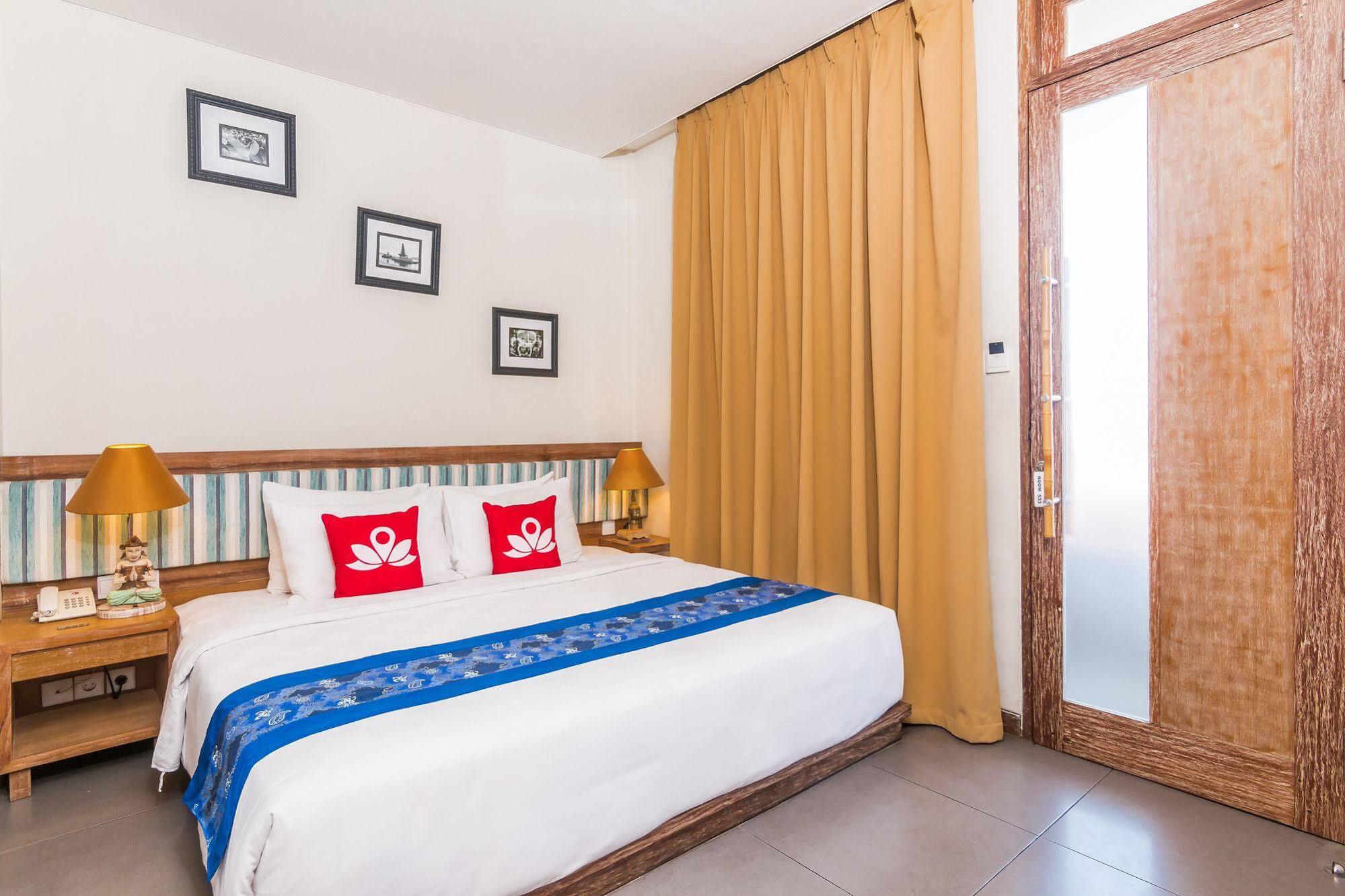 Zen Rooms Badung Nyangnyang Sari Кута Екстериор снимка