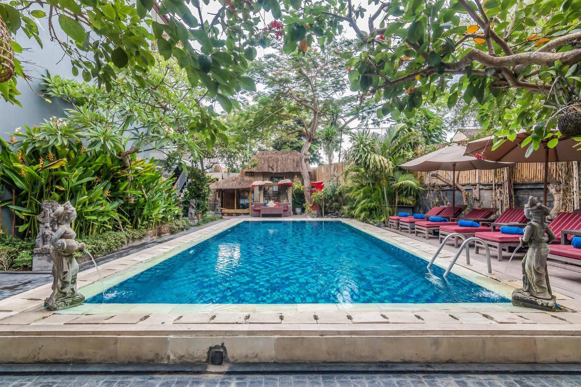 Zen Rooms Badung Nyangnyang Sari Кута Екстериор снимка